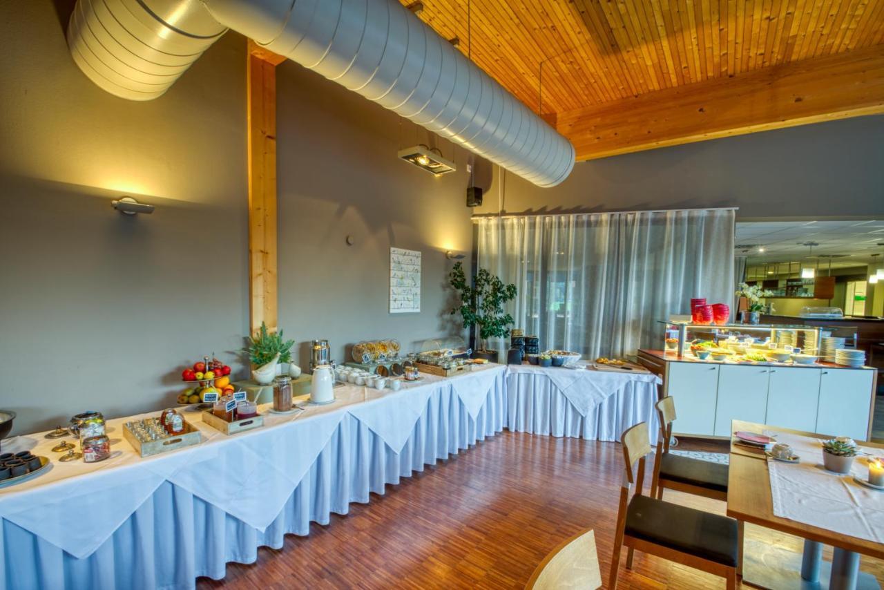 Vitalhotel Quellengarten - Bed & Breakfast Lingenau Luaran gambar