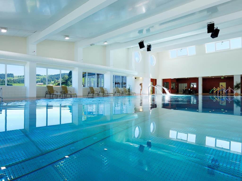 Vitalhotel Quellengarten - Bed & Breakfast Lingenau Luaran gambar